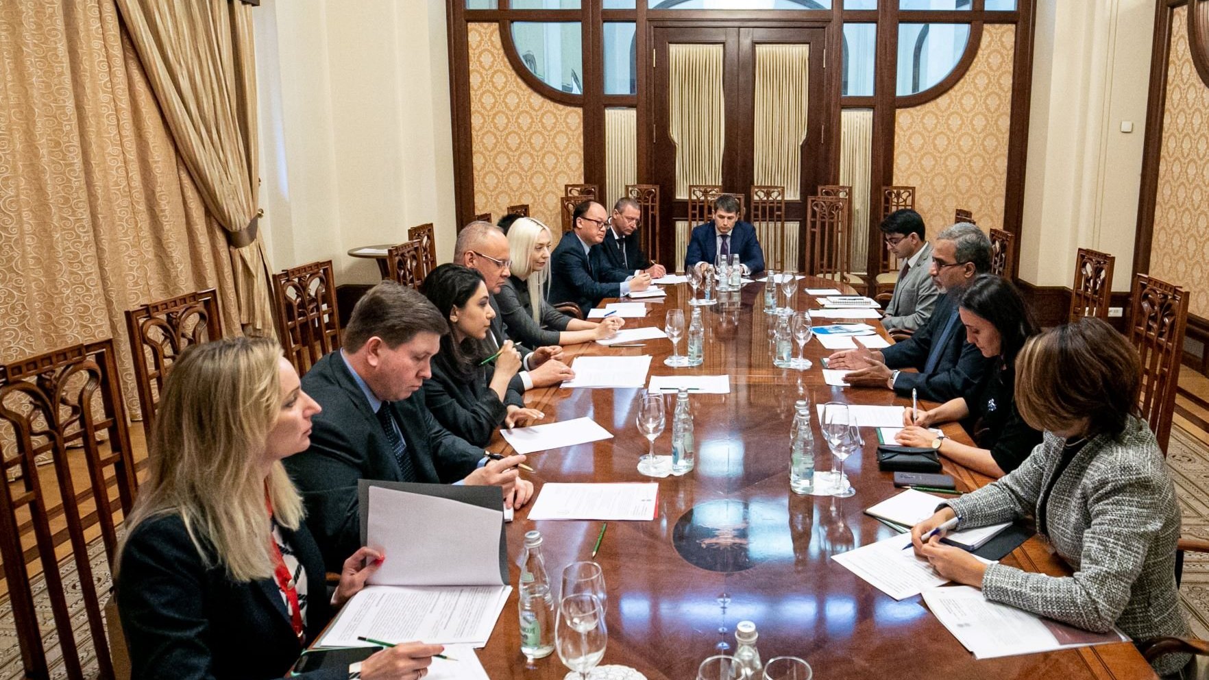 общественный штаб сергея собянина. москва 16. храм василия блаженного московского кремля. выборы в мосгордуму 2019. Interlight russia | intelligent building russia 2022.