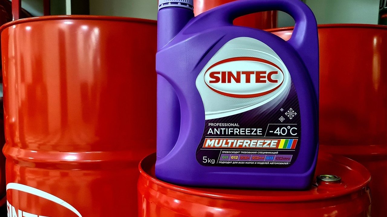 Синтек такаяма. 81802 sintec. Синтек масло логотип. Реклама масла синтек. Завод синтек в обнинске.